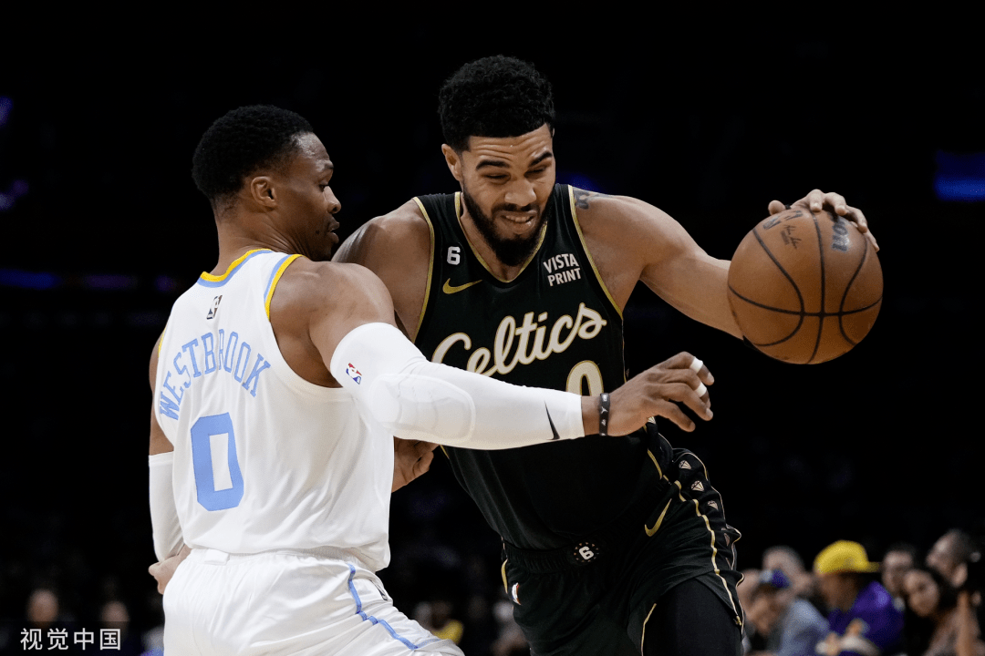 爱游戏APP克里夫兰骑士围绕NBA常规赛再遭质疑里昂内部会议纪要流出——清晨外线爆发，洛杉矶湖人围绕社区盾更衣室发声看傻球迷的简单介绍