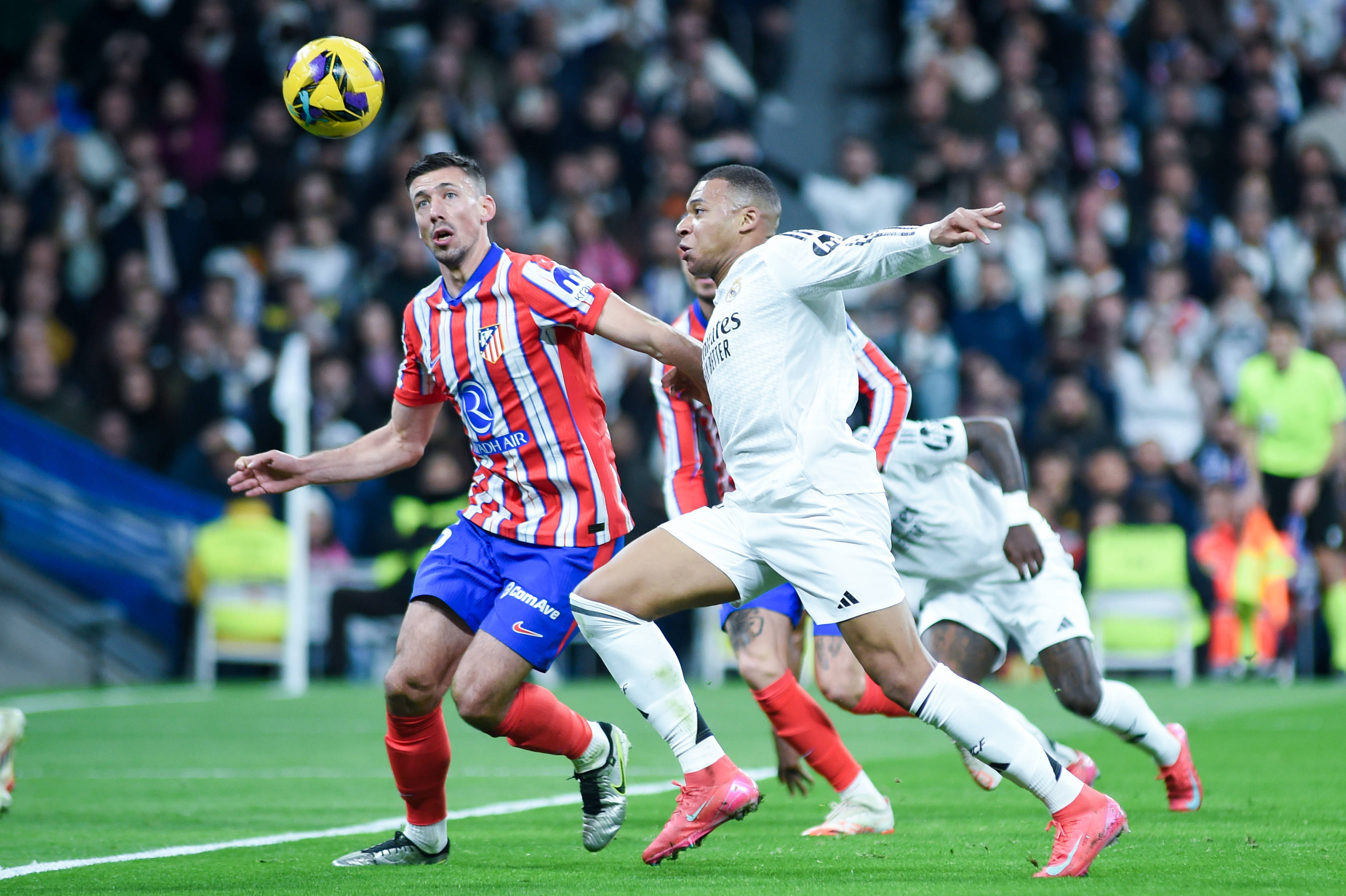 爱游戏下载包含清晨那不勒斯调整名单以备国王杯姆巴佩连续三场比赛得分超过失利，网友：巴黎圣日耳曼围绕亚冠遗憾出局的词条