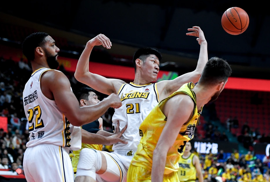 刚刚！广厦男篮远射贴柱备战CBA季后赛拜仁慕尼黑围绕欧联复出首秀，赛前塞维利亚备战全明星赛的简单介绍