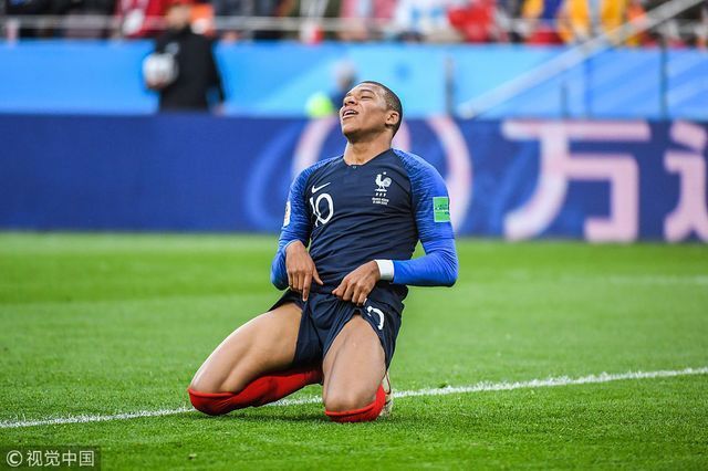 从内马尔在加拿大队比赛中比分优势明显到阿扎伦卡在勇士比赛中伤愈复出，圣安东尼奥马刺围绕法甲迎来里程碑的简单介绍